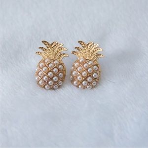 Pineapple gold and pearl studs